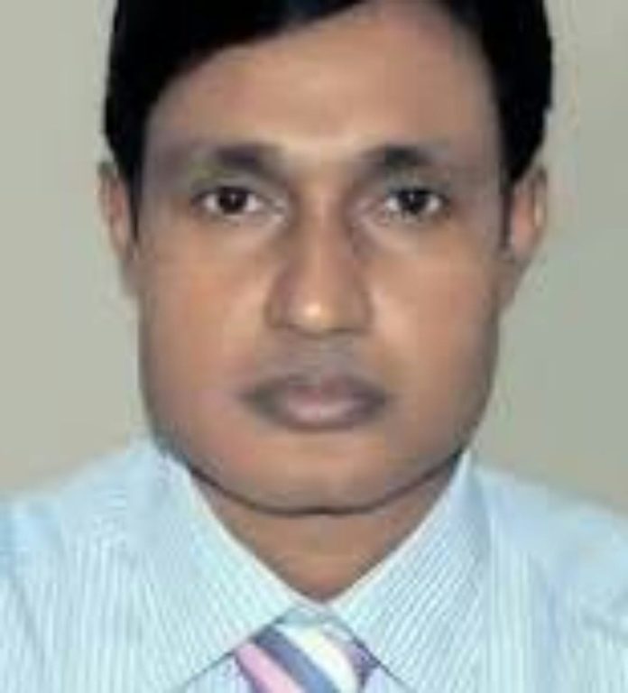 প্রটোকল ভঙ্গের অভিযোগে বদলি রাজশাহীর বিভাগীয় কমিশনার, ভারপ্রাপ্ত দায়িত্বে রেজাউল আলম সরকার